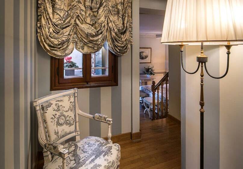 جناح جونيور, Villa Margherita