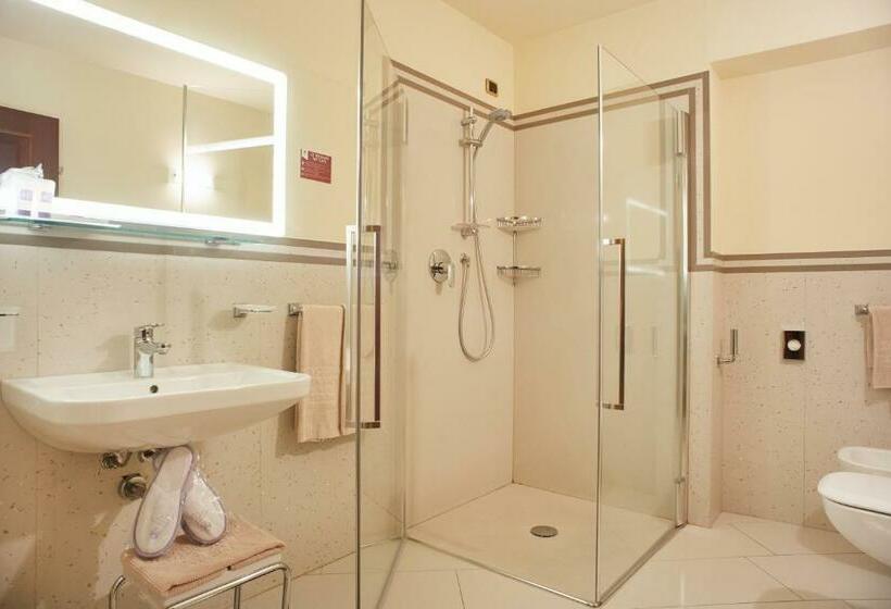 غرفة ديلوكس, Villa Quaranta Tommasi Wine Hotel & Spa