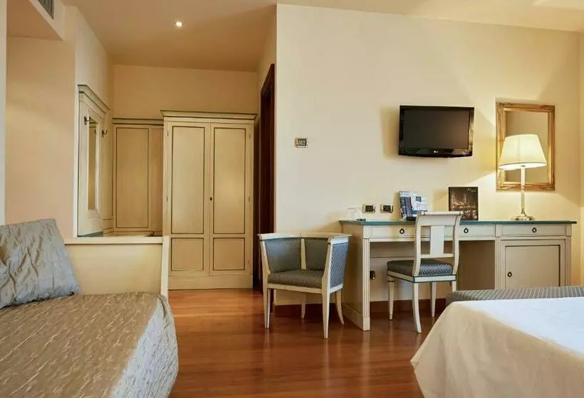 Standard Kolmen Hengen Huone, Villa Quaranta Tommasi Wine Hotel & Spa