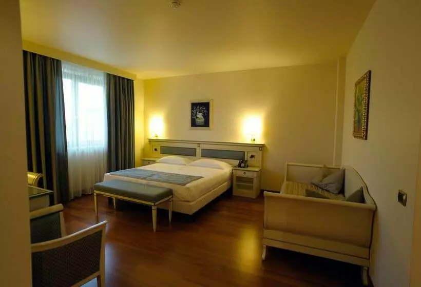 Standard Kolmen Hengen Huone, Villa Quaranta Tommasi Wine Hotel & Spa