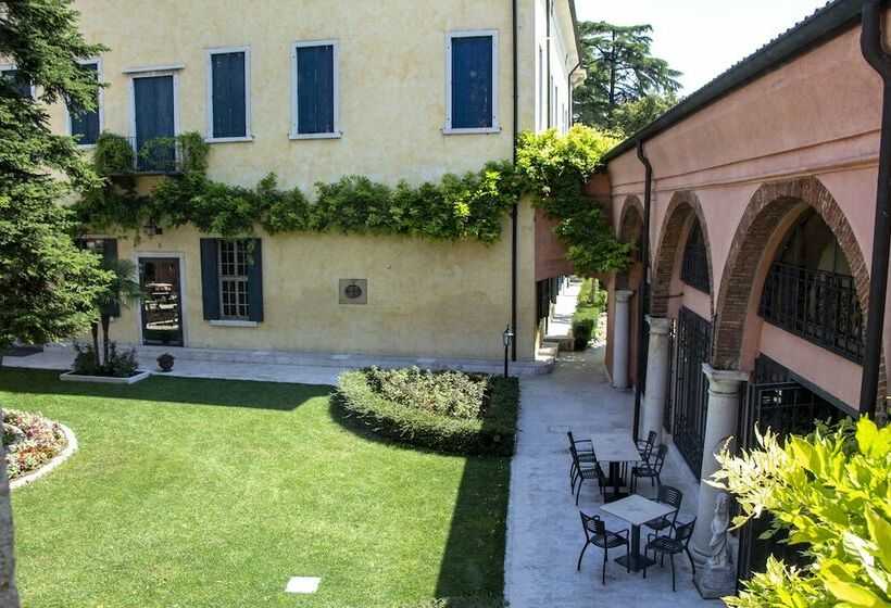 غرفة عائلية, Villa Quaranta Tommasi Wine Hotel & Spa
