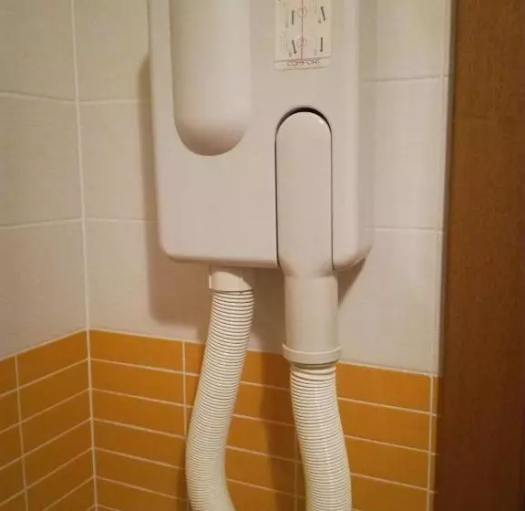Standard Kolmen Hengen Huone, Albergo Girasole Frontemare