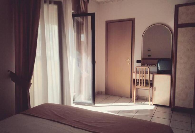 スタンダードルーム, Albergo San Michele