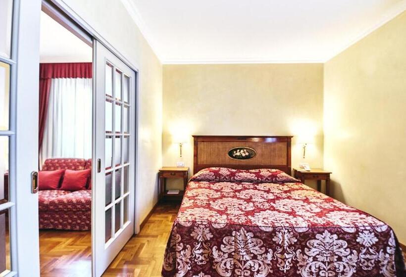 سوییت, Ambassador Palace