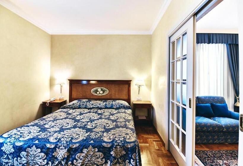 سوییت, Ambassador Palace