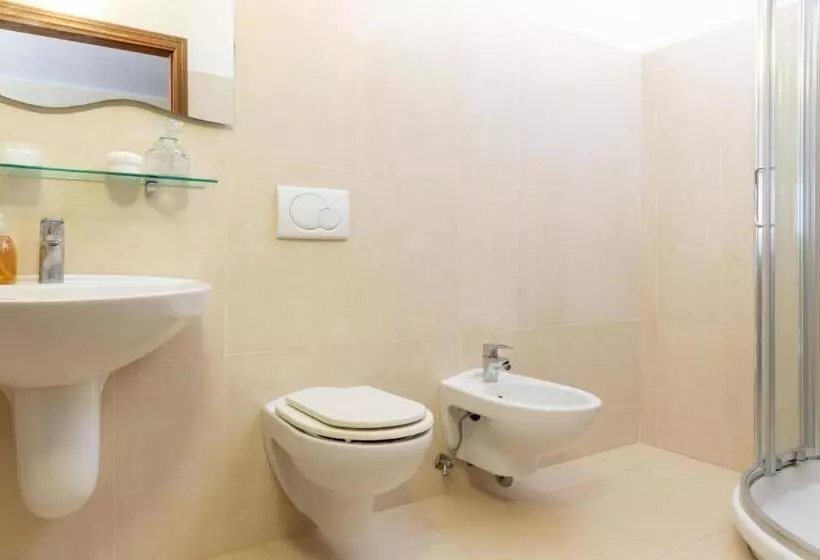 استودیوی استاندارد, Argentario Osa Resort