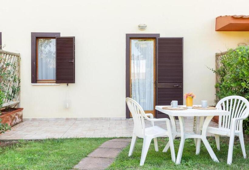 带有一个卧室和海景的高级公寓, Argentario Osa Resort