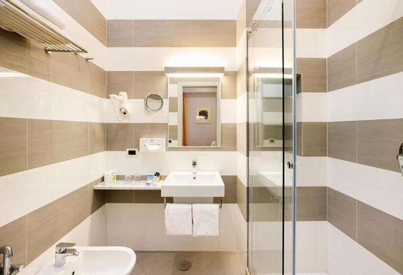 标准三人间, Art Hotel Gran Paradiso