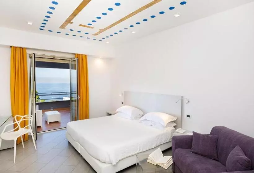 Triple Room Sea View, Art Hotel Gran Paradiso