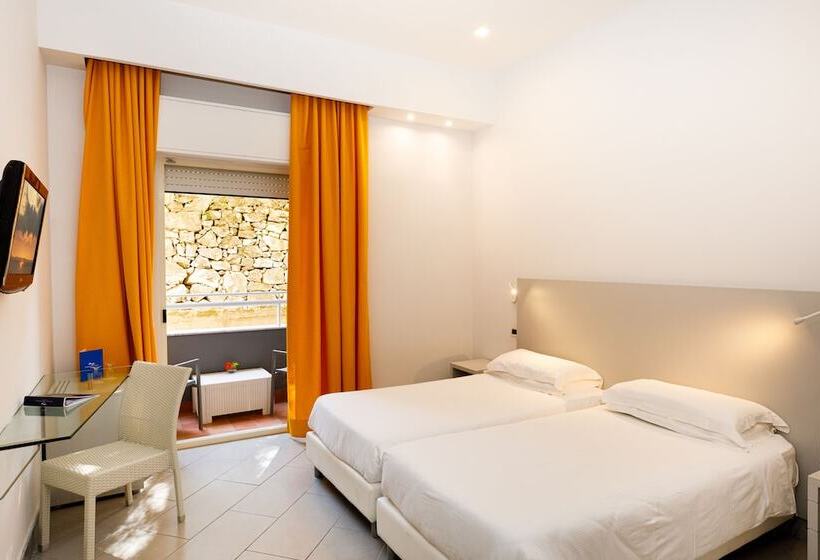 스탠다드 룸 바다 전망, Art Hotel Gran Paradiso