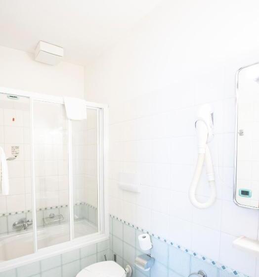 اتاق کلاسیک, Ateneo