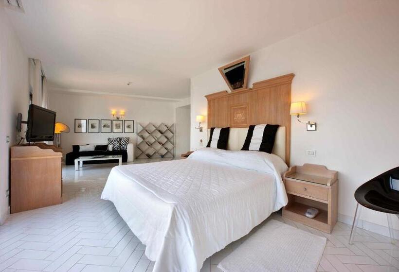 オーシャンビュージュニアスイート, Bristol