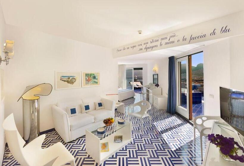 ハイドロマッサージバス付きスイート, Bristol