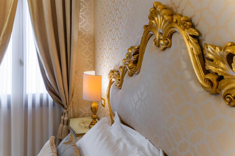 اتاق استاندارد سه نفره, Concordia