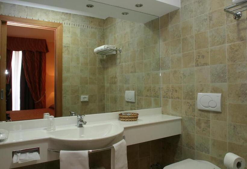 غرفة قياسية, Continental