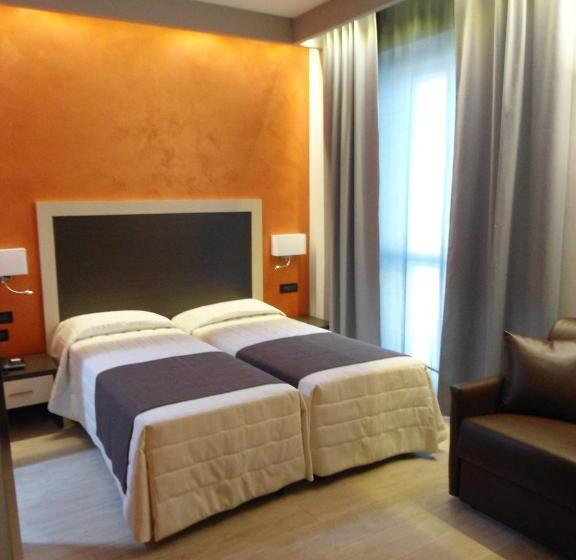 جناح جونيور, Continental