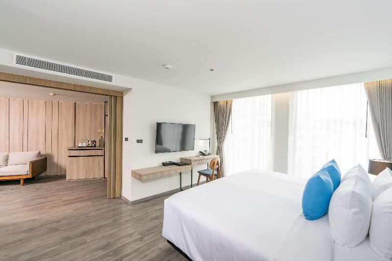 جناح جونيور, Continental