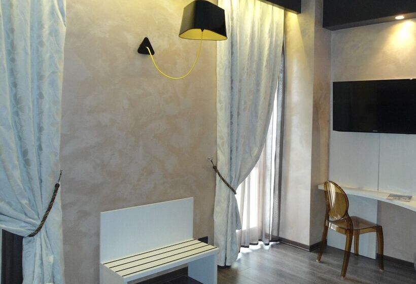 غرفة قياسية فردية, Continental