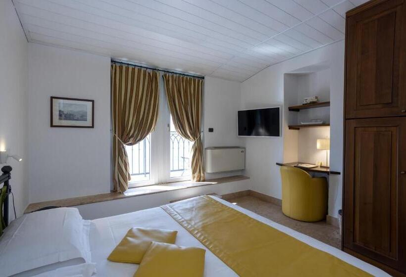 Номер Deluxe Вид на Озеро, Du Lac Varenna