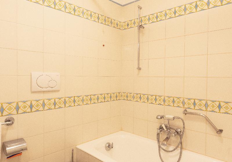 스탠다드 트리플 룸, Eliseo Park's