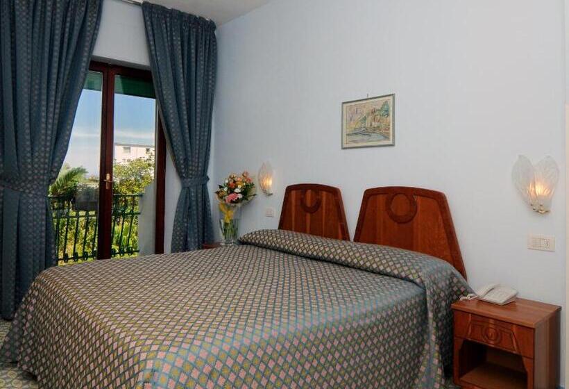 스탠다드 룸, Eliseo Park's