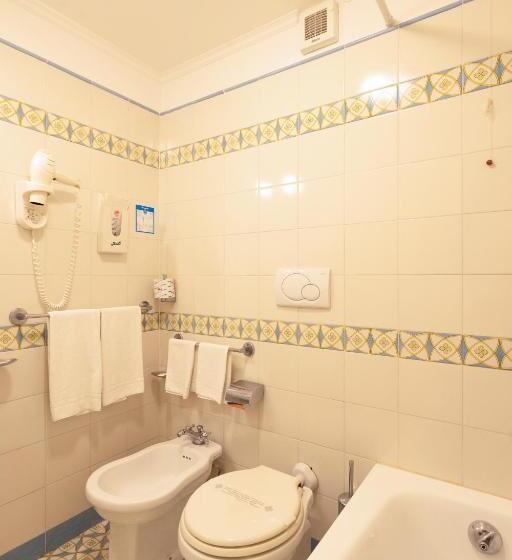 스탠다드 트리플 룸, Eliseo Park's