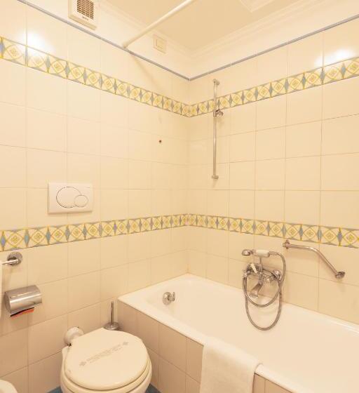 스탠다드 트리플 룸, Eliseo Park's