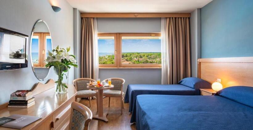 スタンダードトリプルルーム, Grand Hotel Continental