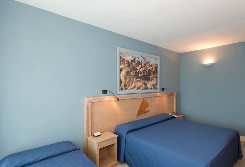 スタンダードトリプルルーム, Grand Hotel Continental