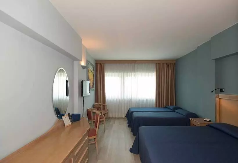 スタンダード４人部屋, Grand Hotel Continental
