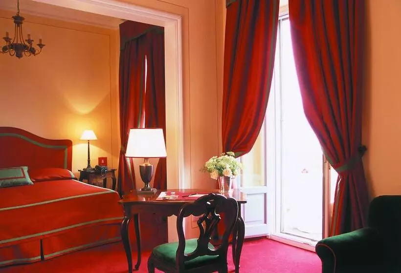 ビュー有りのデラックスジュニアスイート, Grand Hotel Majestic