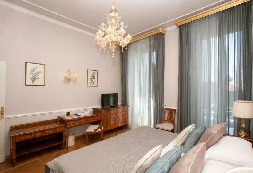 اتاق استاندارد در طبقه همکف, Imperiale Palace