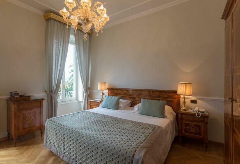 חדר סטנדרט נוף לים עם מרפסת, Imperiale Palace