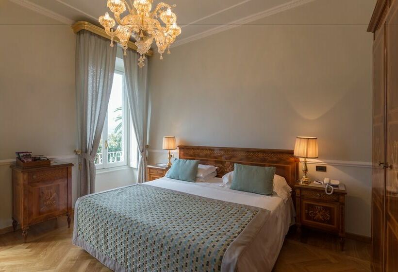 חדר סטנדרט נוף לים עם מרפסת, Imperiale Palace