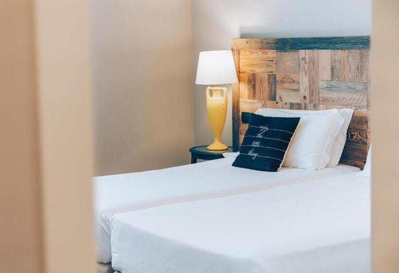 غرفة كلاسيكية, Leon D'oro