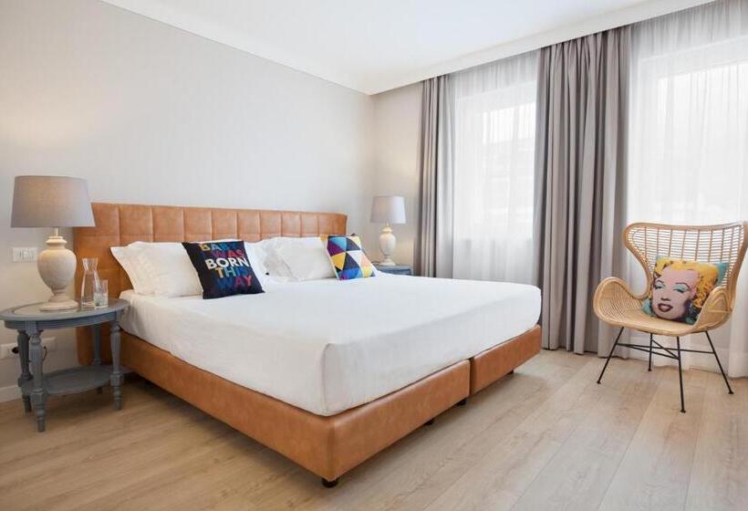 غرفة سوبيريور, Leon D'oro