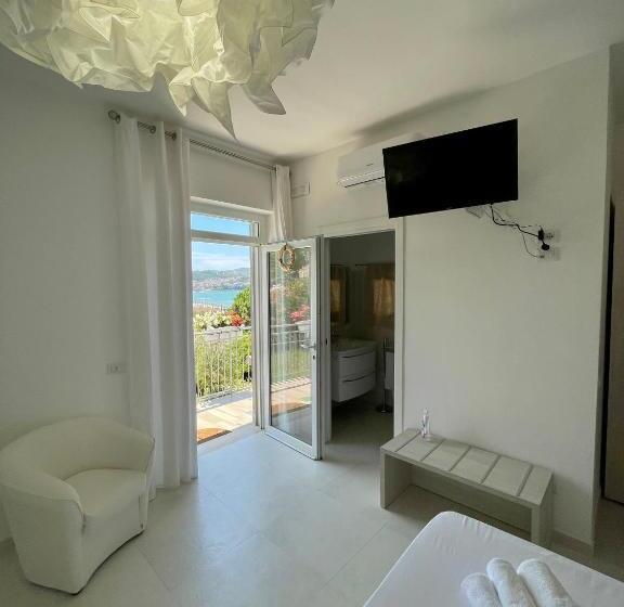 스탠다드 4인용 룸 바다전망, Mare