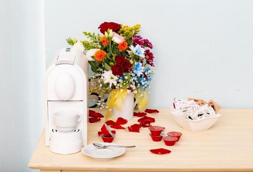 高级家庭房间, Marini