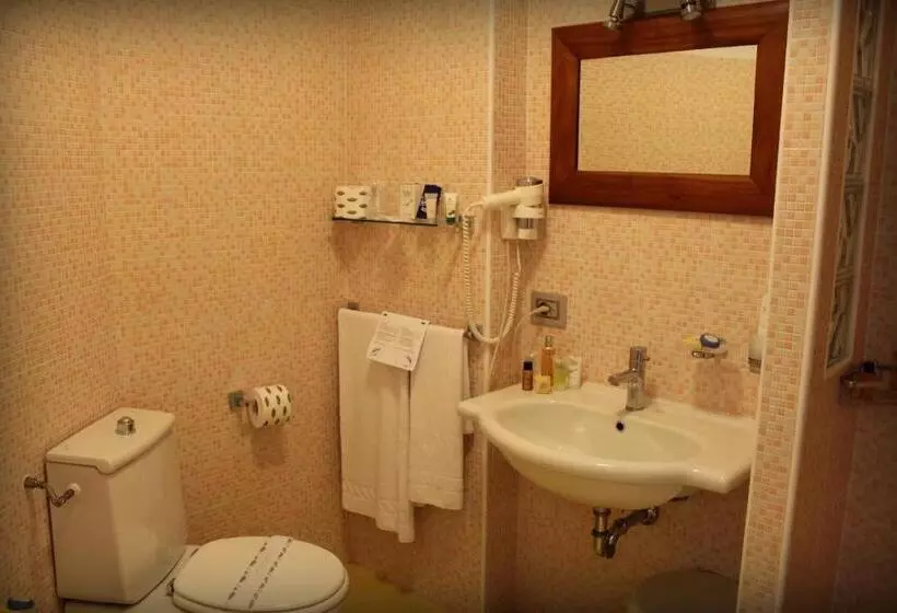 Deluxe Yhden Hengen Huone, Marini