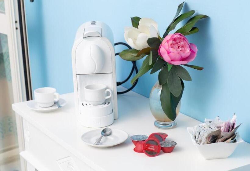 豪华单人间, Marini