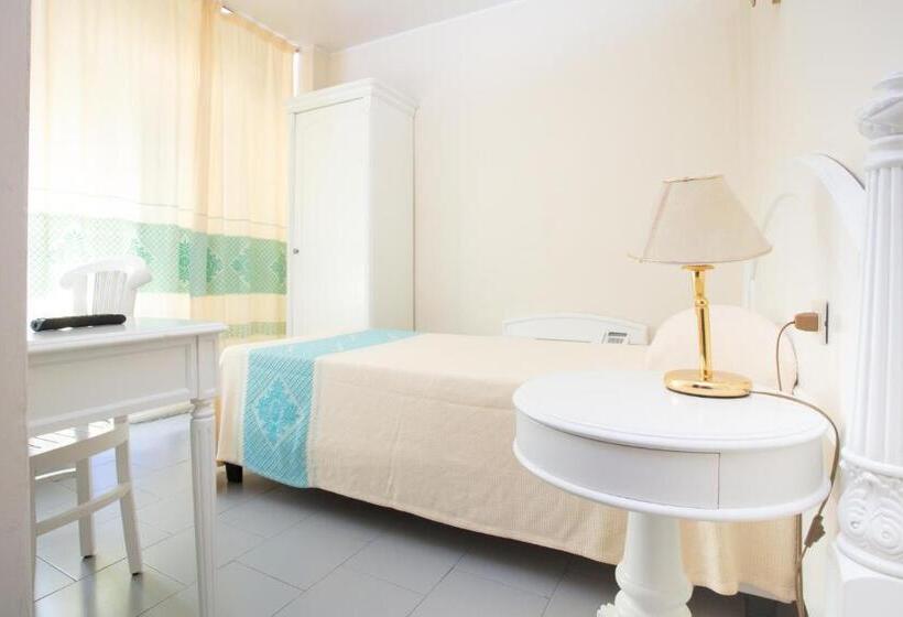 豪华单人间, Marini