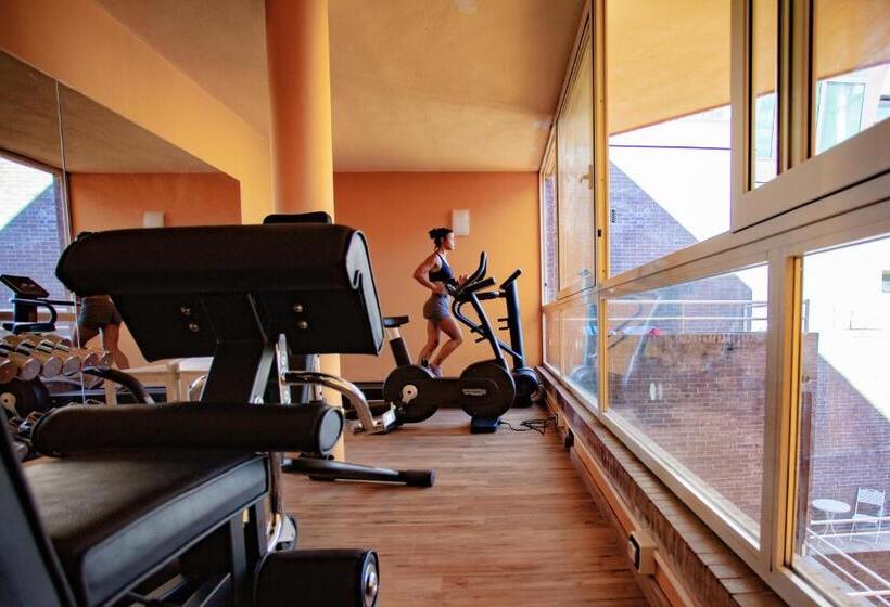 高级家庭房间, Marini