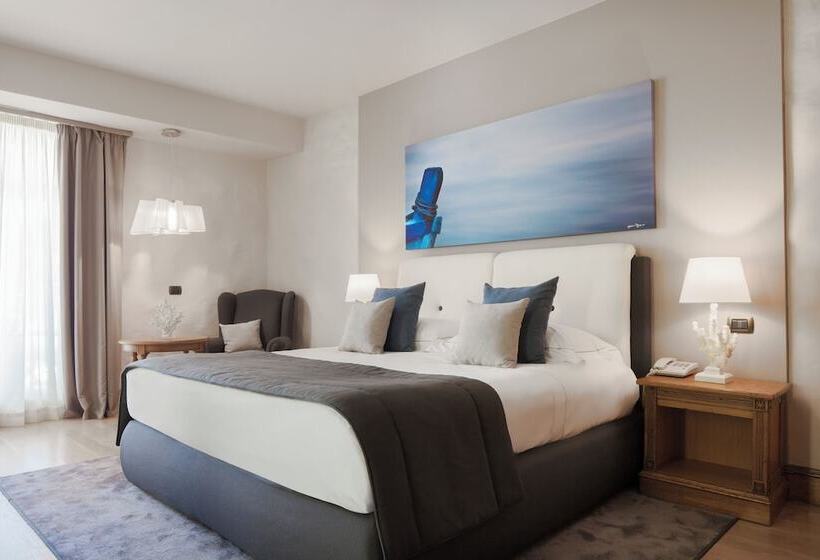 اتاق لوکس با چشمانداز دریا, Mazzarò Sea Palace   The Leading Hotels Of The World