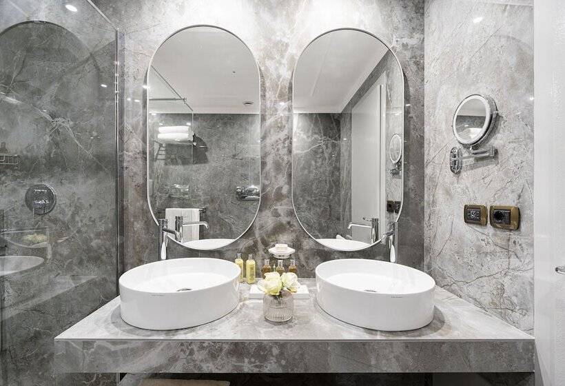 Трехместный Номер Deluxe Вид на Море, Mazzarò Sea Palace   The Leading Hotels Of The World