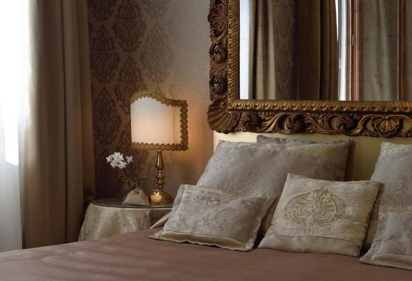 اتاق لوکس با چشم‌انداز دریاچه, Metropole Venezia