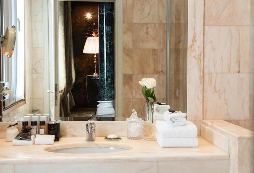 سوئیت با چشم‌انداز, Metropole Venezia