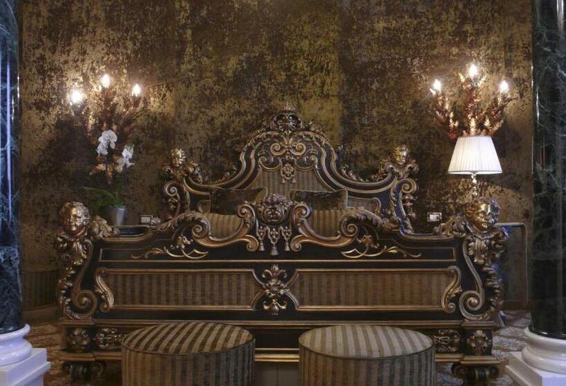 سوئیت با چشم‌انداز, Metropole Venezia