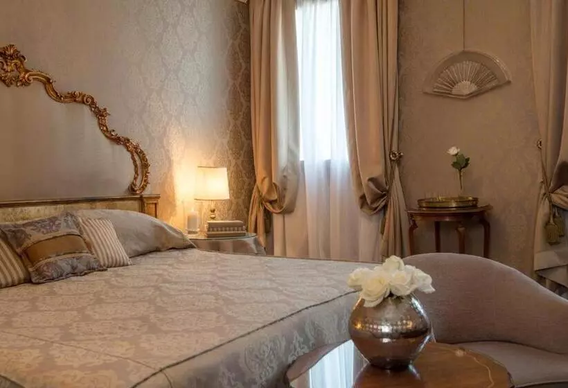 اتاق کلاسیک با چشم‌انداز باغ, Metropole Venezia