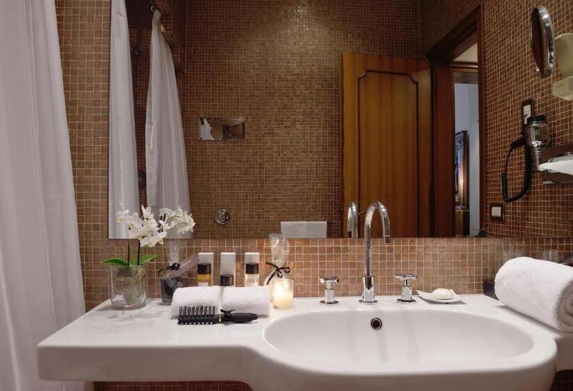 اتاق لوکس, Metropole Venezia