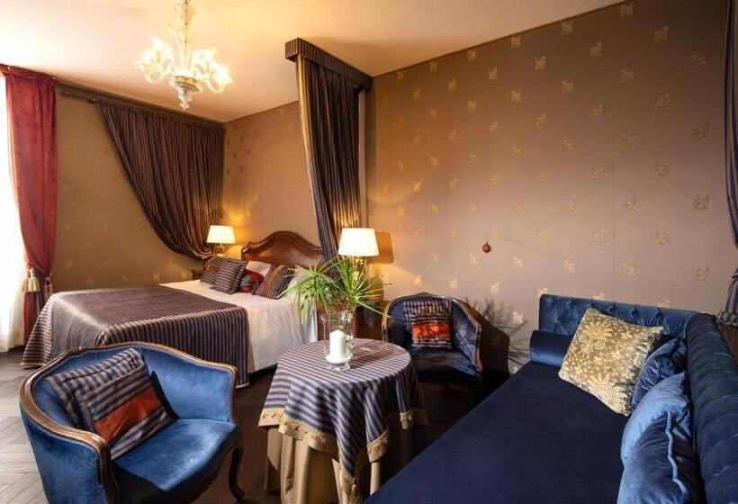 اتاق لوکس, Metropole Venezia